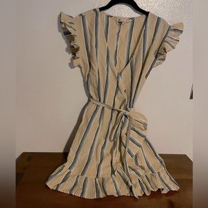 Women’s M Billabong wrap dress